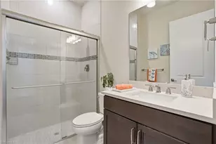 19696 Aqua View Ln, Fort Myers, FL 33913 - Photo 23