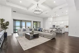 19696 Aqua View Ln, Fort Myers, FL 33913 - Photo 7