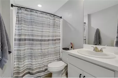 2903 NW 4th Pl, Cape Coral, FL 33993 - Photo 21