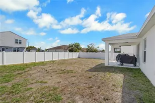 2903 NW 4th Pl, Cape Coral, FL 33993 - Photo 25