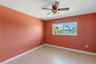 2366 Woodland Terrace, Fort Myers, FL 33907 - Photo 5