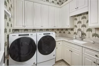 2220 Miramonte Ct, Naples, FL 34105 - Photo 37