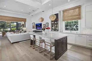 2220 Miramonte Ct, Naples, FL 34105 - Photo 11