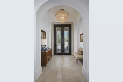 2220 Miramonte Ct, Naples, FL 34105 - Photo 5