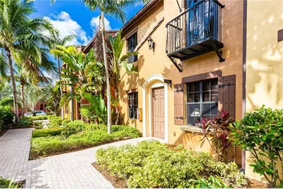 9088 Chula Vista St #108-3, Naples, FL 34113 - Photo 3