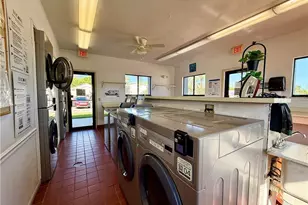 524 Cheetah Dr, Naples, FL 34114 - Photo 45