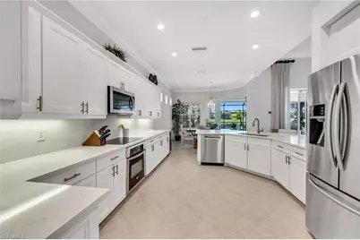 11918 Heather Woods Ct, Naples, FL 34120 - Photo 7