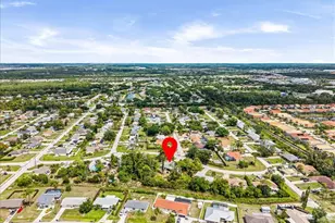 19208 Murcott Dr E, Fort Myers, FL 33967 - Photo 5