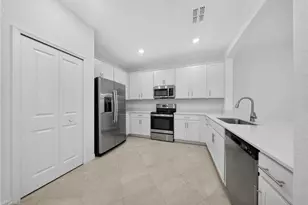 2220 Dragonfruit Wy, Naples, FL 34120 - Photo 3