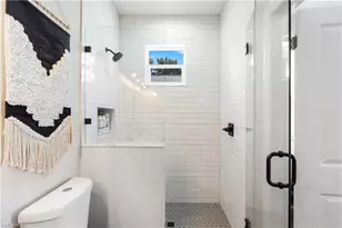 1324 E Giddens Ave, Tampa, FL 33603 - Photo 19