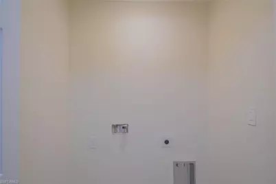 2120 French St, Fort Myers, FL 33916 - Photo 7