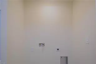 2120 French St, Fort Myers, FL 33916 - Photo 7