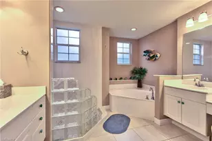 638 Vintage Reserve Cir, Naples, FL 34119 - Photo 19