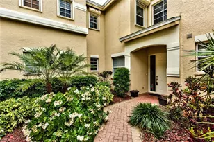 638 Vintage Reserve Cir, Naples, FL 34119 - Photo 29