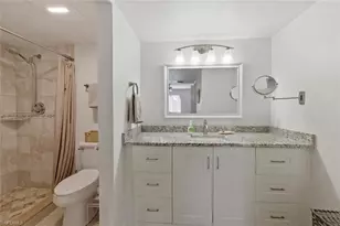 7260 Coventry Ct, Naples, FL 34104 - Photo 19