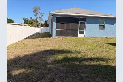 118 Lucille Ave, Fort Myers, FL 33916 - Photo 11