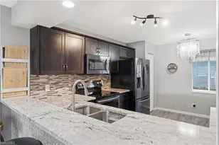 800 New Waterford Dr, Naples, FL 34104 - Photo 9