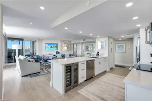 6101 Pelican Bay Blvd, Naples, FL 34108 - Photo 5