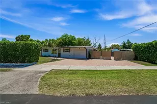 2300 Estey Ave, Naples, FL 34104 - Photo 27