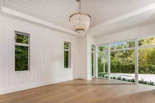 725 Pectin Rd, Naples, FL 34102 - Photo 15