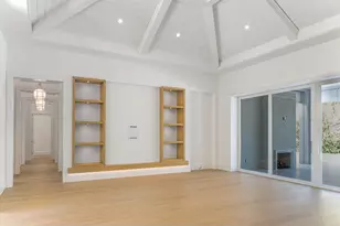 725 Pectin Rd, Naples, FL 34102 - Photo 5