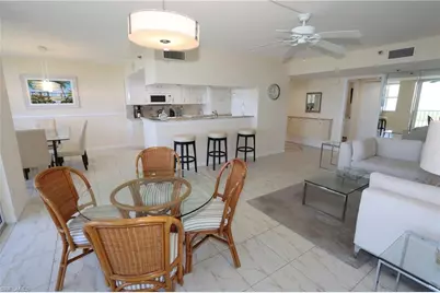 5550 Heron Point Dr #902, Naples, FL 34108 - Photo 9