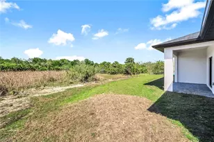 1235/1237 Hillcrest St E, Lehigh Acres, FL 33974 - Photo 39