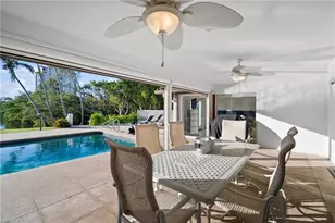 319 Pirates Bight, Naples, FL 34103 - Photo 27