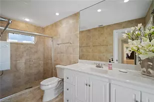 319 Pirates Bight, Naples, FL 34103 - Photo 23