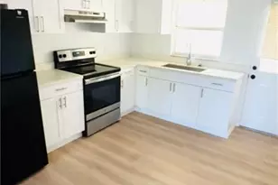 1171 S Alhambra Cir, Naples, FL 34103 - Photo 3