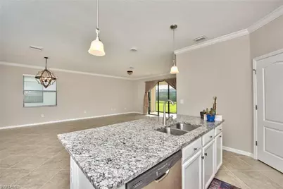 9460 Foxglove Ln, Naples, FL 34120 - Photo 5