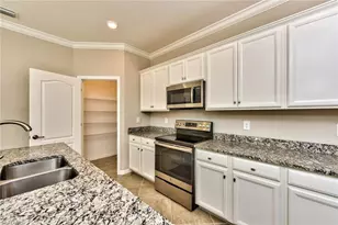 9460 Foxglove Ln, Naples, FL 34120 - Photo 7