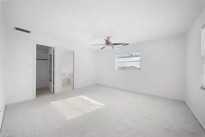 624 SE 35th St, Cape Coral, FL 33904 - Photo 9