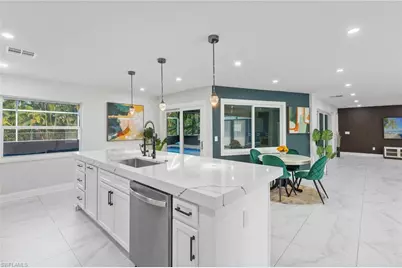 5211 Pocatella Ct, Cape Coral, FL 33904 - Photo 9