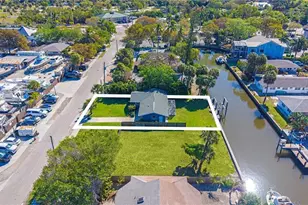 2772 Bayview Dr, Naples, FL 34112 - Photo 13