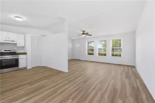 221 SW 22nd St, Cape Coral, FL 33991 - Photo 5