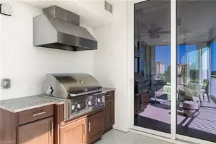 13665 Vanderbilt Dr, Naples, FL 34110 - Photo 39