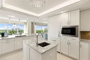 13665 Vanderbilt Dr, Naples, FL 34110 - Photo 17