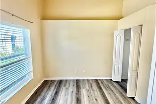 8440 Ibis Cove Cir, Naples, FL 34119 - Photo 7