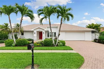 2178 Pine Woods Cir #25, Naples, FL 34105 - Photo 1