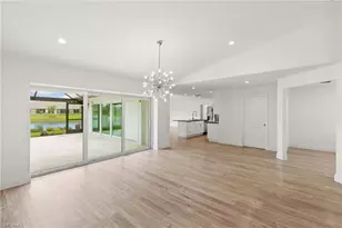 2178 Pinewoods Cir, Naples, FL 34105 - Photo 7