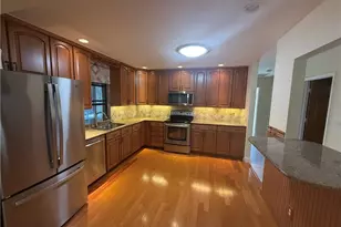 5361 Hickory Wood Dr, Naples, FL 34119 - Photo 3