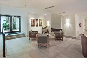 9653 Gulf Shore Dr, Naples, FL 34108 - Photo 5