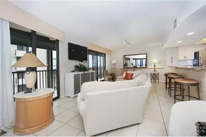 9653 Gulf Shore Dr #303, Naples, FL 34108 - Photo 15