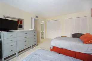 9653 Gulf Shore Dr, Naples, FL 34108 - Photo 25