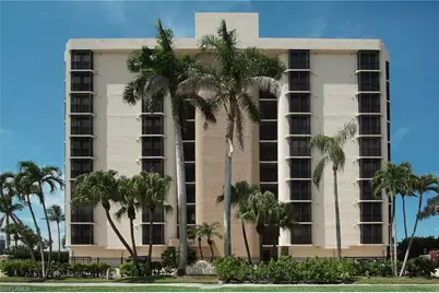 9653 Gulf Shore Dr #303, Naples, FL 34108 - Photo 1