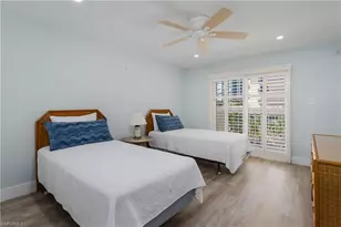 3450 Gulf Shore Blvd N, Naples, FL 34103 - Photo 23