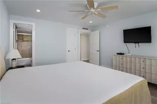 3450 Gulf Shore Blvd N, Naples, FL 34103 - Photo 21