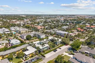 277 8th Ave S, Naples, FL 34102 - Photo 31