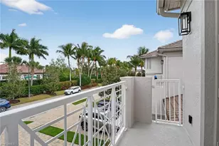 8062 Signature Club Cir, Naples, FL 34113 - Photo 23